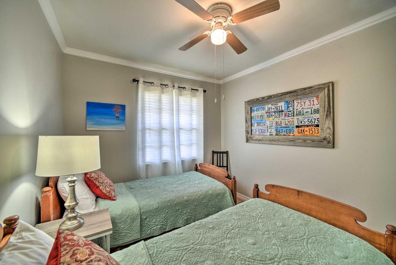 Cozy San Antonio Family Home 3 Mi To Lackland Afb Luaran gambar